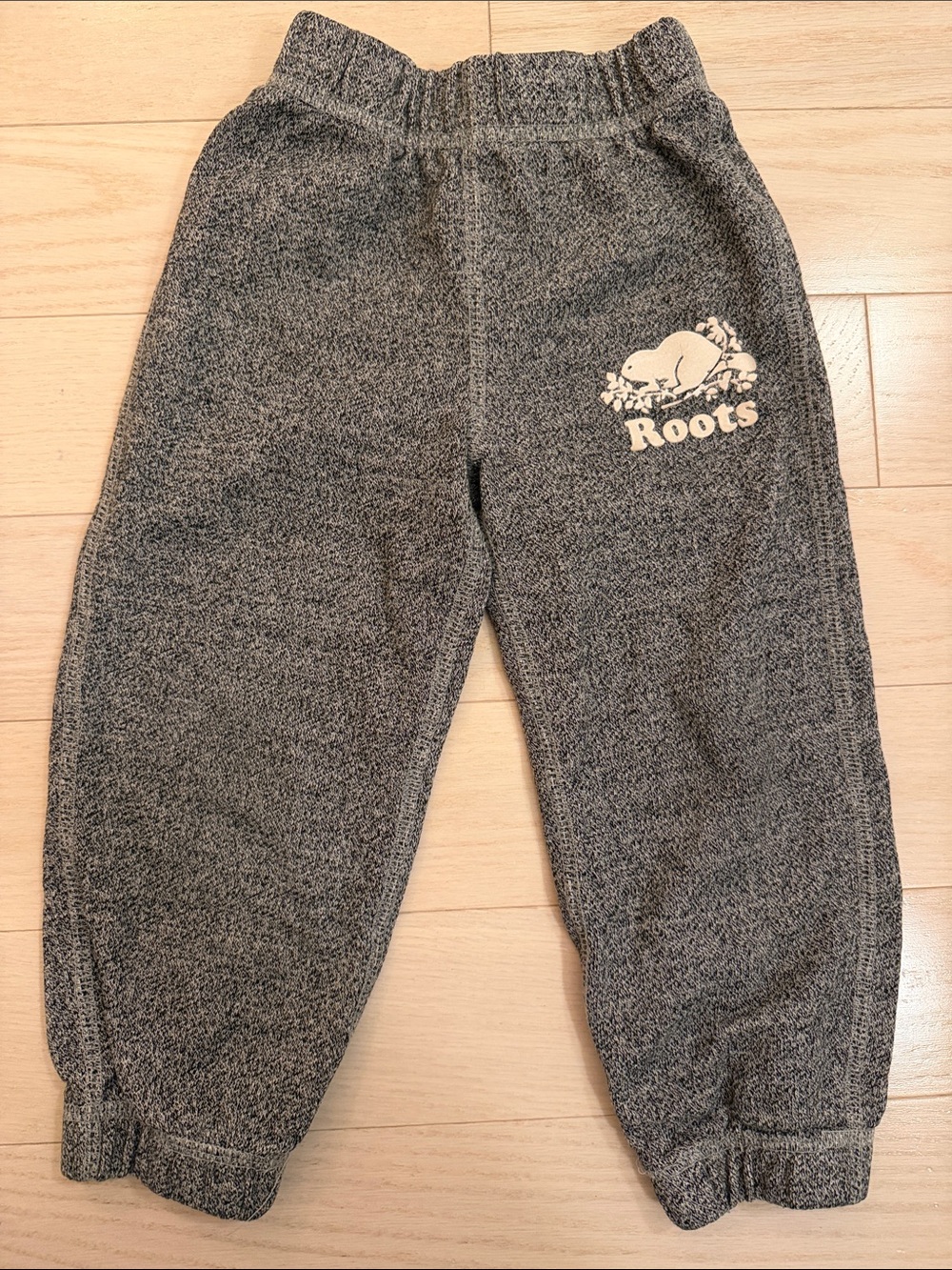 2T Roots Kids Heather Gray Joggers with Cream Logo Moose
